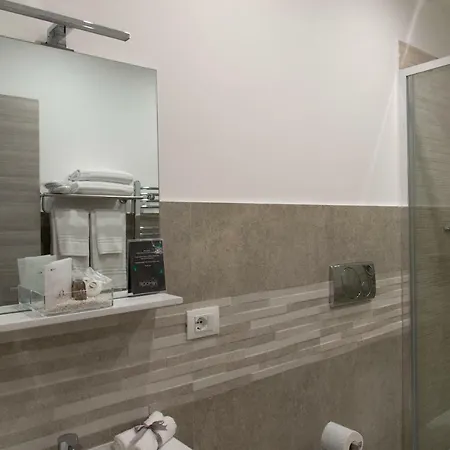 Room91- St. Angelo Castle Рим