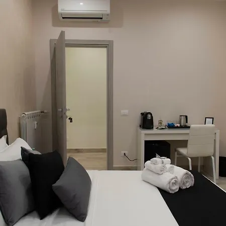 Гостевой дом Room91- St. Angelo Castle