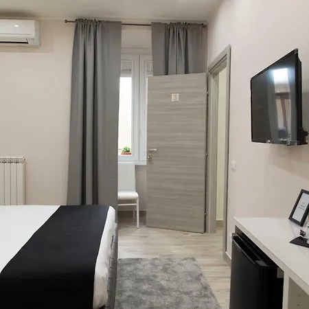 Room91- St. Angelo Castle Гостевой дом *
